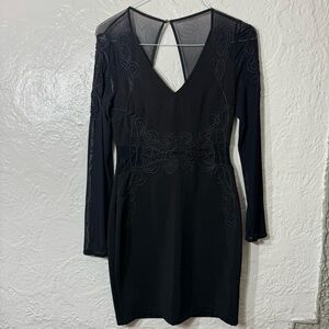 Guess Los Angeles Black Cocktail Appliqué Mesh sleeve dress size 6 Party